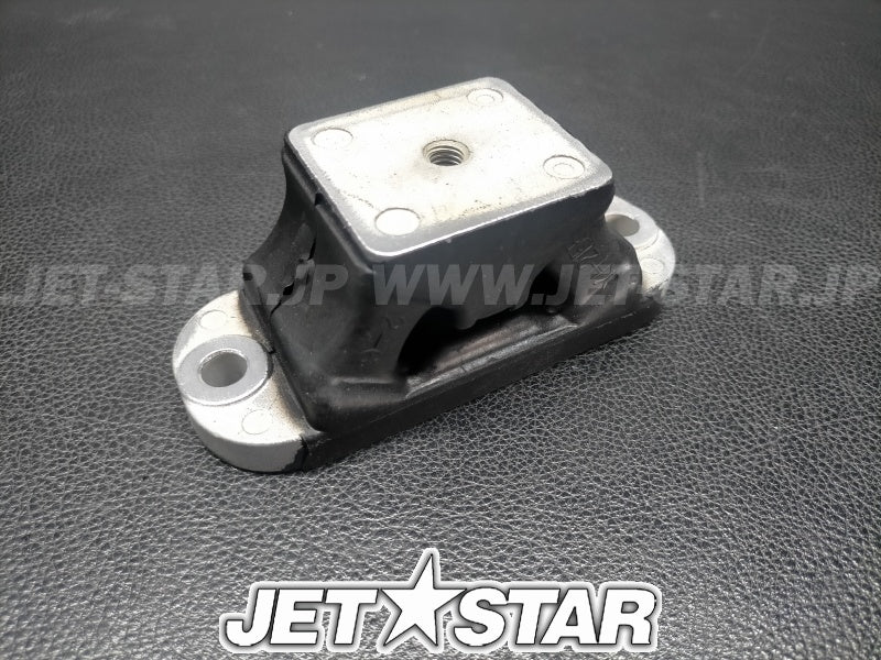 YAMAHA OEM MOUNT RUBBER New #67X-44517-10-00