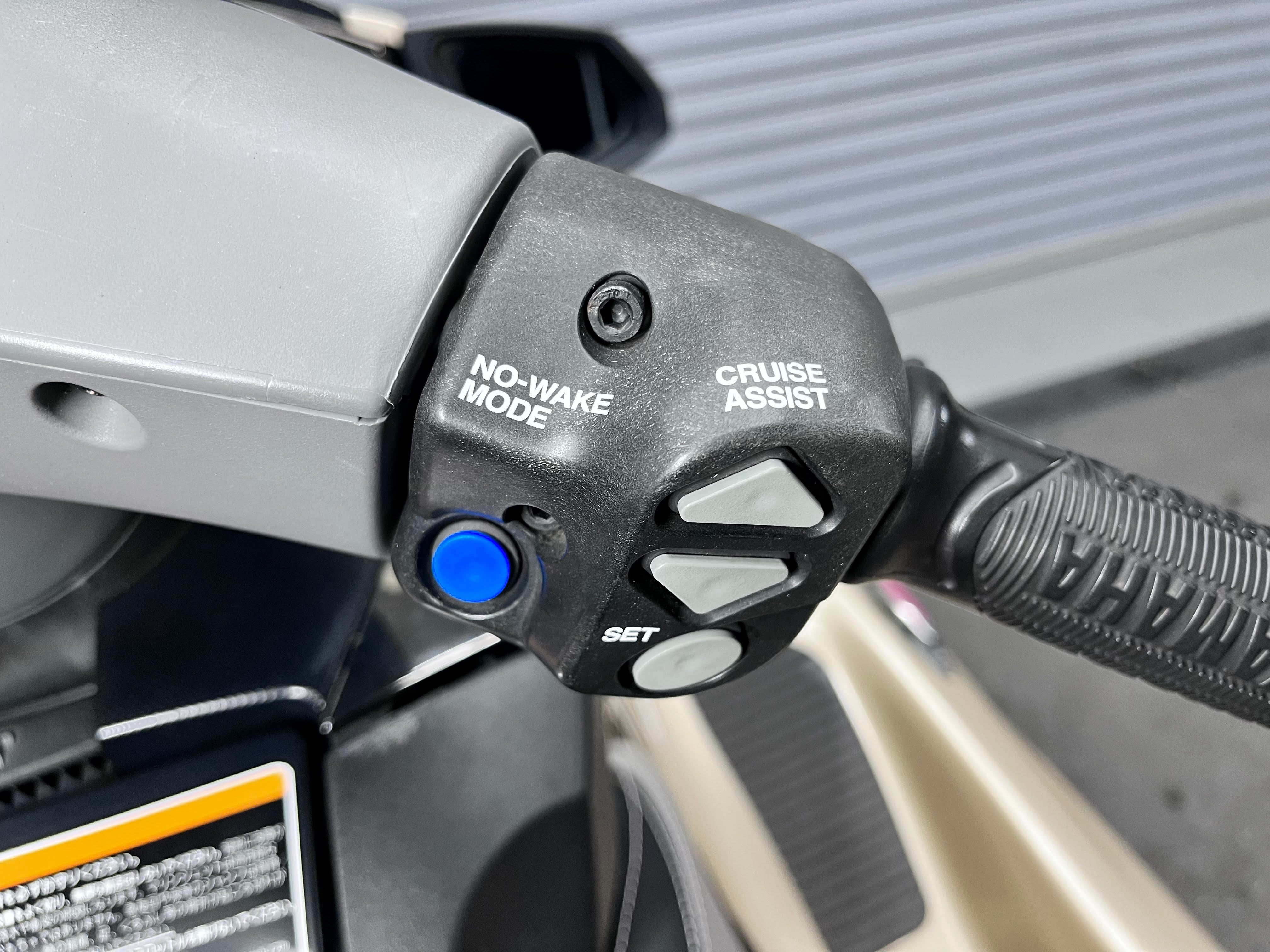 FX-Cruiser HO '11 114Hours