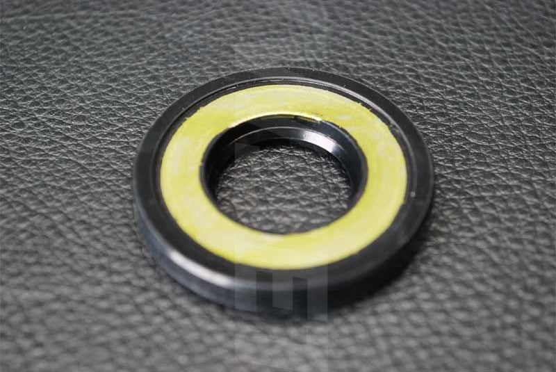 Kawasaki OEM SEAL-OIL New #92049-3707