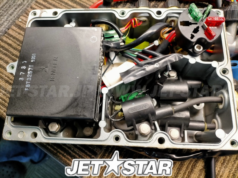 Kawasaki 900ZXI '95 OEM IGNITER Used (21119-3744/21066-3712/21121-3708/27010-3737/26004-3716) (WITH DEFECT) [K6704-09]