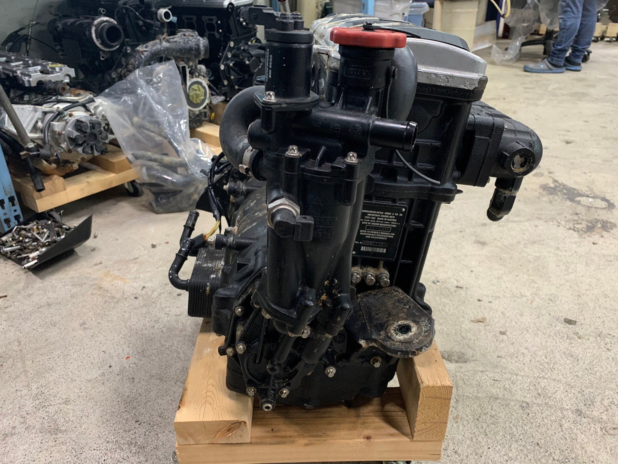 SEADOO GTX 4-TEC '04 OEM ENGINE Used [S5215-00]