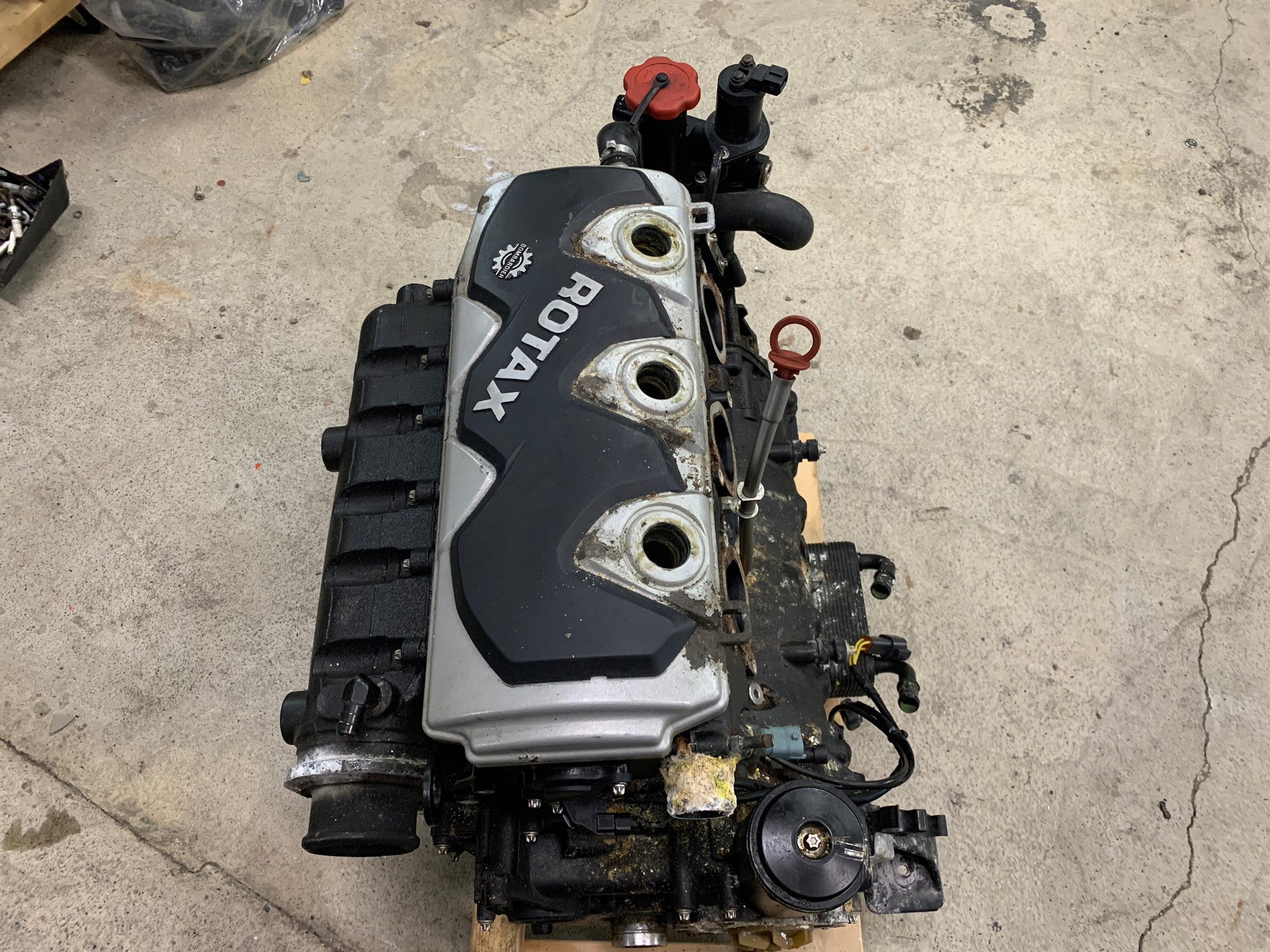 SEADOO GTX 4-TEC '04 OEM ENGINE Used [S5215-00]