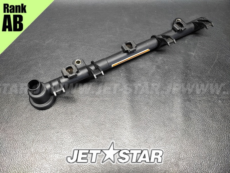 SEADOO GTX 4-TEC '04 OEM FUEL RAIL ASS'Y Used (420874394) [S8779-04]