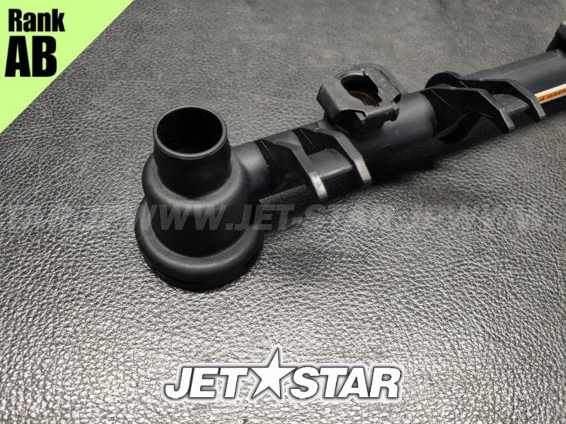 SEADOO GTX 4-TEC '04 OEM FUEL RAIL ASS'Y Used (420874394) [S8779-04]