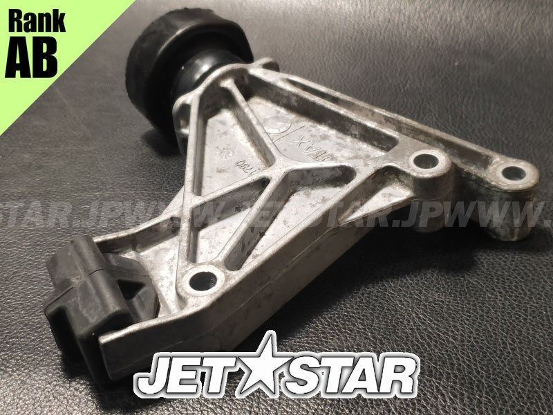 SEADOO SPARK '14 OEM REAR ENGINE BRACKET, INTAKE Used (420911780) [X2401-57]
