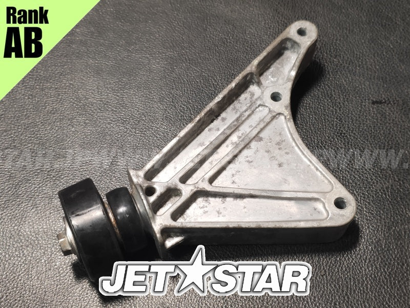 SEADOO SPARK '14 OEM REAR ENGINE BRACKET, EXHAUST Used (420911785) [X2401-58]