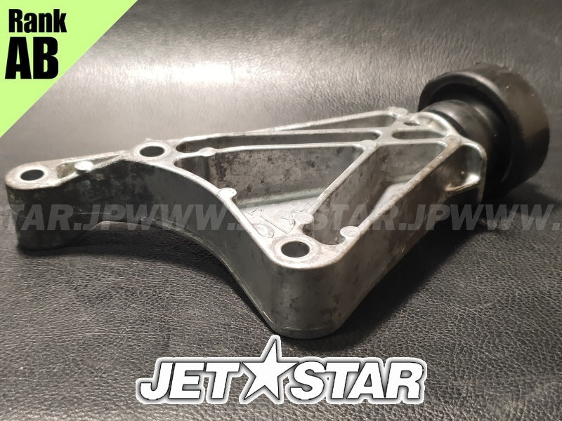 SEADOO SPARK '14 OEM REAR ENGINE BRACKET, EXHAUST Used (420911785) [X2401-58]