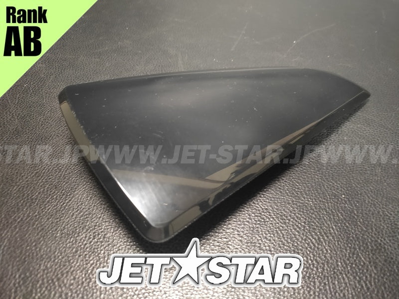 SEADOO GTI 130 '21 OEM DEEP BLACK, RH MIRROR COVER Used (269502428) [X2402-15]