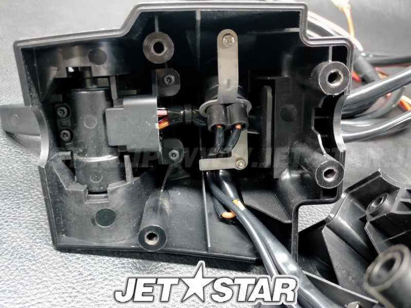 YAMAHA VX Cruiser HO '20 OEM SWITCH BOX ASSY Used (F2X-68310-01/F2X-68310-03) [X2501-27]