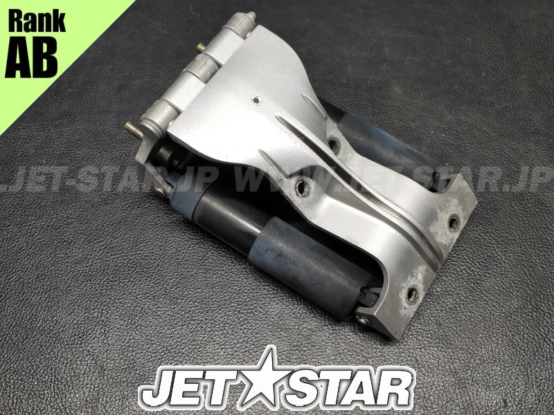 YAMAHA XL800 '00 OEM HINGE ASSY. Used (F0D-6515A-02) [Y1425-13]