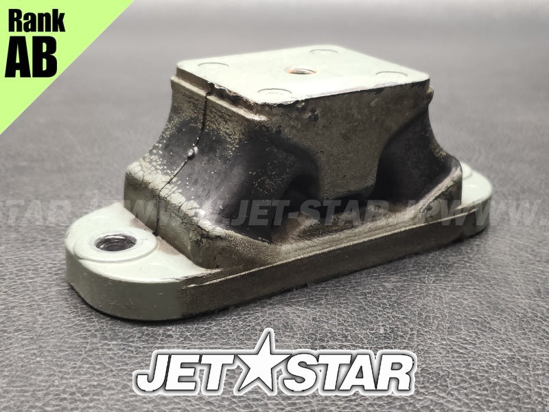 YAMAHA GP1200R '01 OEM MOUNT RUBBER Used (67X-44517-00-5B) [Y1574-27]