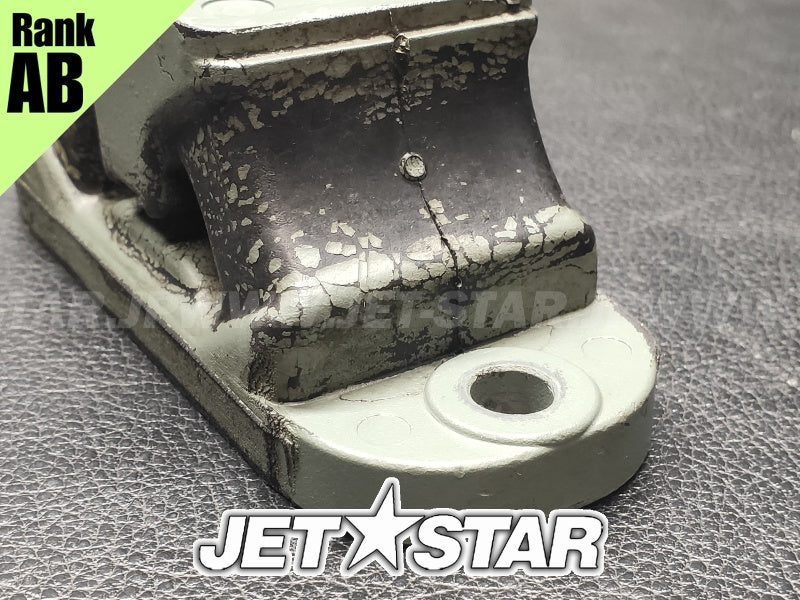 YAMAHA GP1200R '01 OEM MOUNT RUBBER Used (67X-44517-00-5B) [Y1574-28]