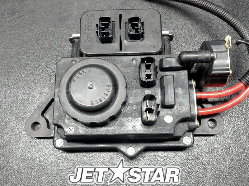 YAMAHA VX Deluxe '07 OEM FUSE BOX ASSY Used (6D3-82170-00) [Y2070-03]