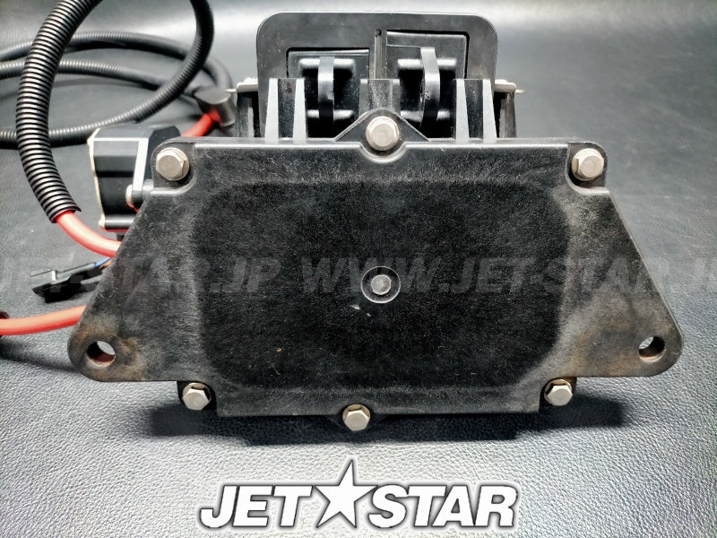 YAMAHA VX Deluxe '07 OEM FUSE BOX ASSY Used (6D3-82170-00) [Y2070-03]