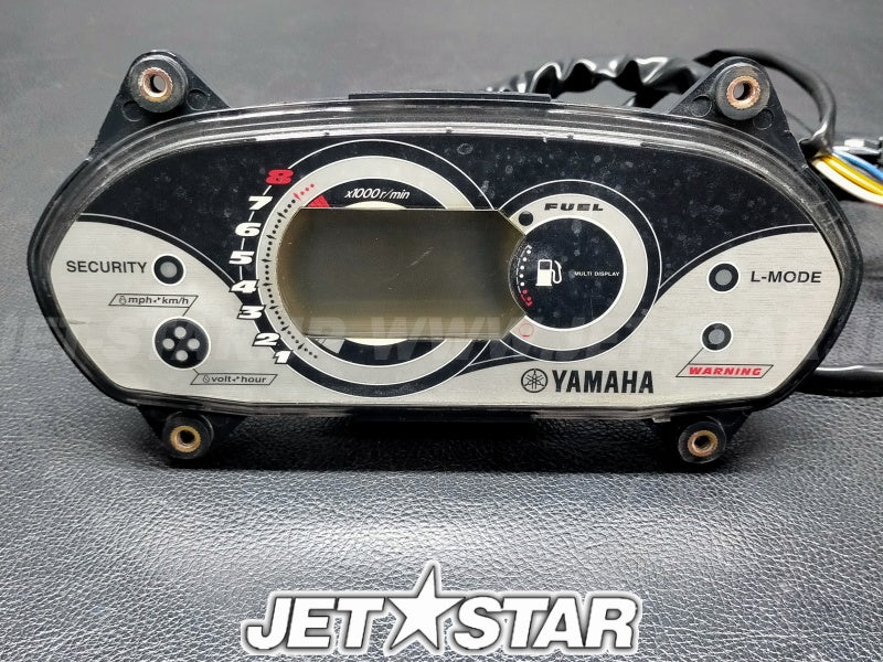 YAMAHA VX Deluxe '07 OEM METER ASSY Used (F1K-6820A-01-00/F1K-6820A-02-00) [Y2070-13]