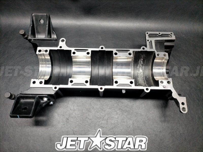 YAMAHA GP1200R '01 OEM CRANKCASE ASSY Used (68N-15100-00-8P) (WITH DEFECT) [Y9122-29]