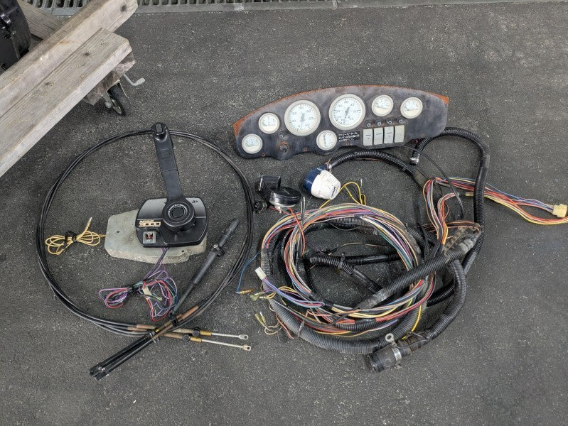Mercruiser 3.0LX Complete ENGINE Used [Fresh water only use, Great condition]
