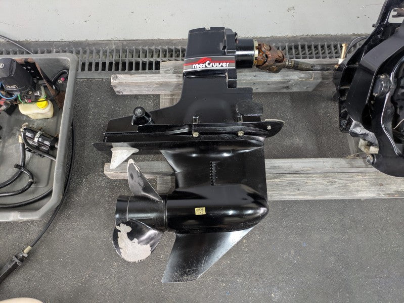 Mercruiser Alpha one drive super complete [Fresh water only use, Great condition]