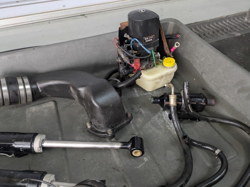Mercruiser Alpha one drive super complete [Fresh water only use, Great condition]