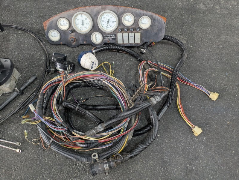 Mercruiser 3.0LX Complete ENGINE Used [Fresh water only use, Great condition]