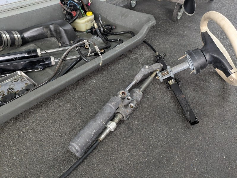 Mercruiser Alpha one drive super complete [Fresh water only use, Great condition]