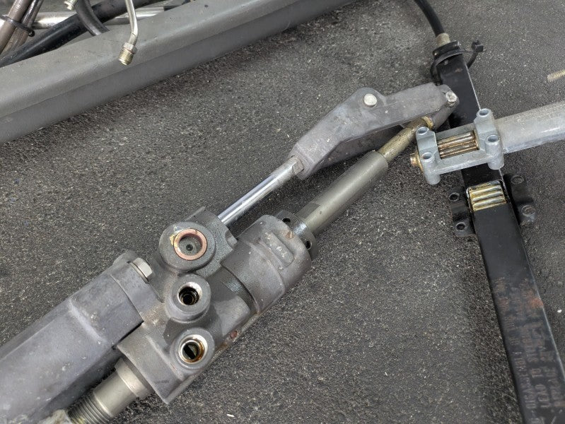 Mercruiser Alpha one drive super complete [Fresh water only use, Great condition]