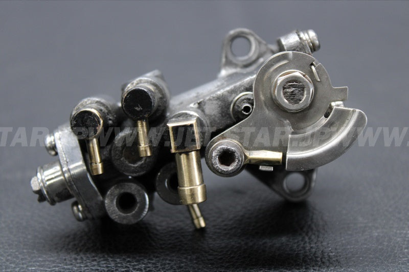 900STX'05 OEM (Oil-Pump) PUMP-ASSY-OIL Used [K1808-47]