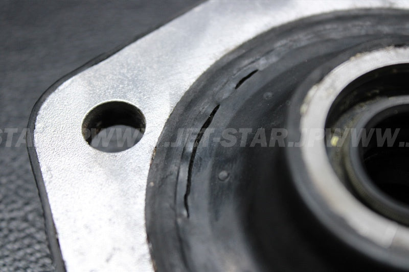 STX-15F'13 OEM (Drive-Shaft) HOLDER Used [K4959-06]