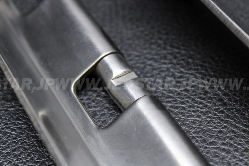 STX-15F'13 OEM (Hull-Front-Fittings) HINGE,HATCH COVER Used [K4959-20]