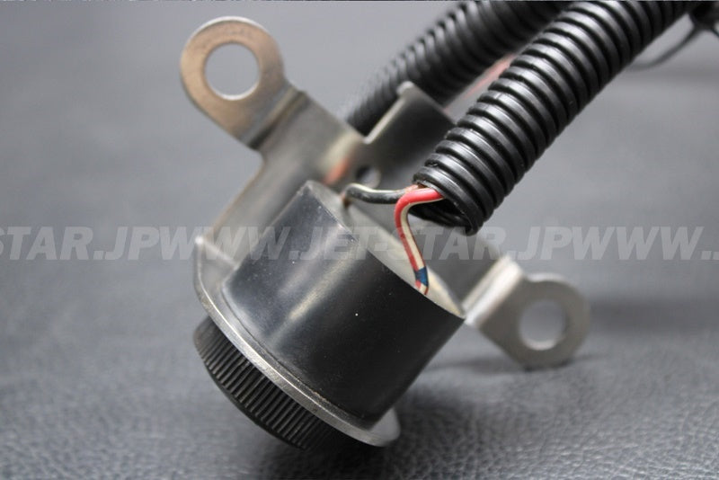 STX-12F'03 OEM (Meters) HORN Used [K7220-31]