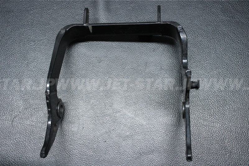 RXT-X 255'08 OEM (Reverse) ARM BLACK Used [S0973-47]