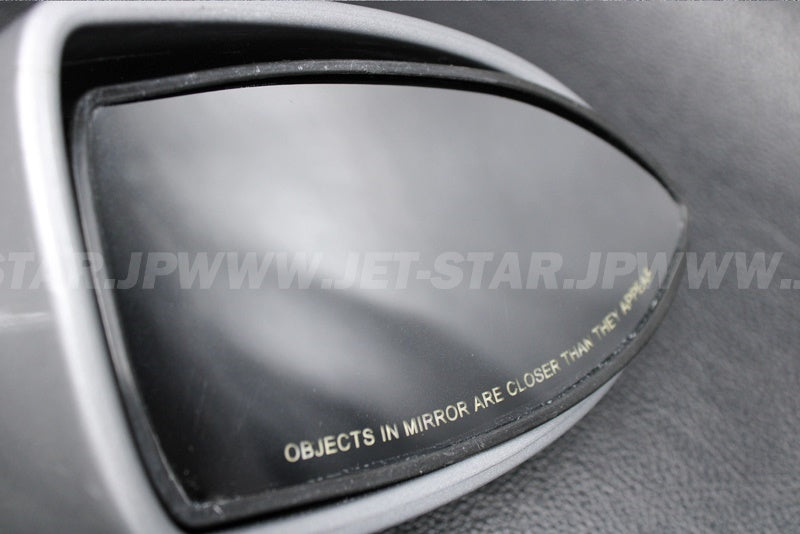 RXT-X 255'08 OEM (Front-Storage-Compartment-1) MIRROR SHEEL Used [S3862-29]