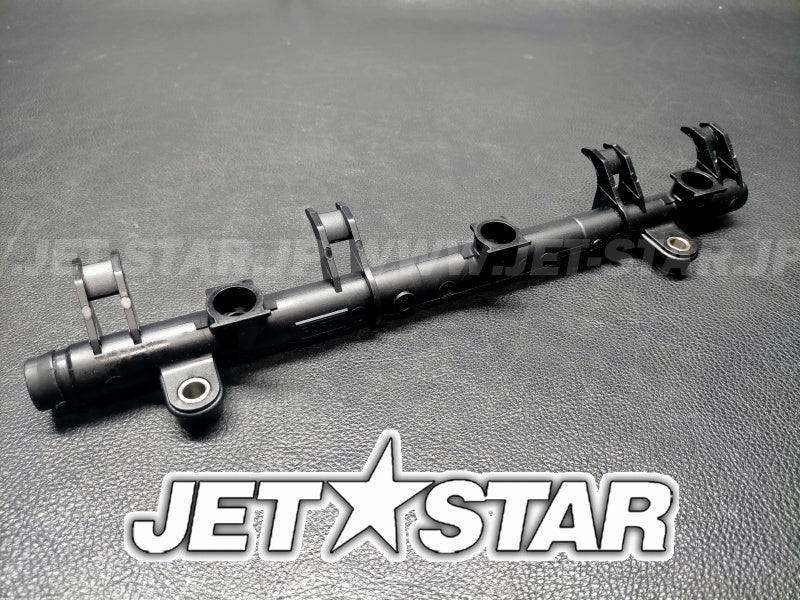 RXT-X 300'16 OEM (Air-Intake-Manifold-And-Throttle-Body) FUEL RAIL Used [S6542-01]