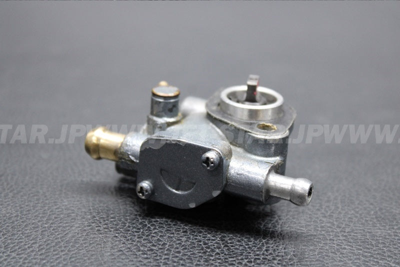 WaveRunnerIII700'94 OEM (OIL-PUMP-FOR-OIL-INJECTION) OIL INJECTION PUMP ASSY Used [X2206-17]