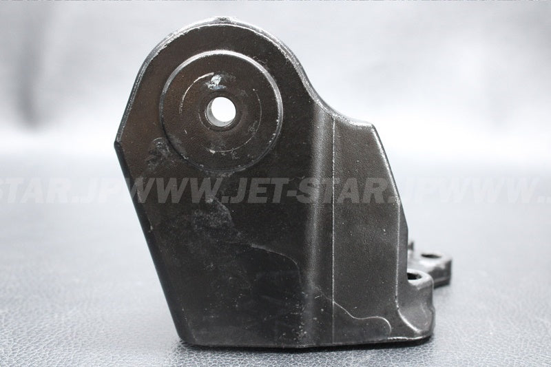 GTX 300'19 OEM (Engine-Block) FRONT ENGINE BRACKET Used [X2207-31]