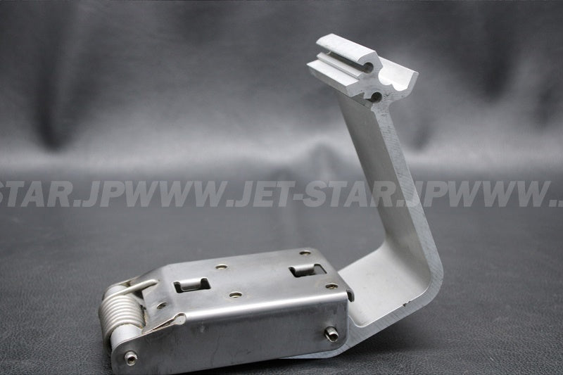 VXCruiser'10 OEM (ENGINE-HATCH-2) HINGE ASSY. Used [Y0927-10]