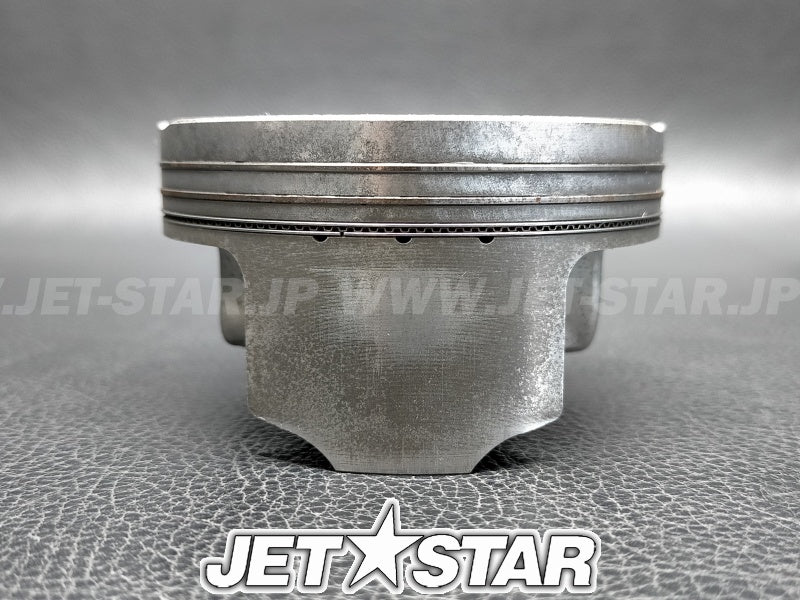 YAMAHA VXDeluxe '08 OEM PISTON (STD) Used (6D3-11631-00-B0/6D3-11603-00) (with defect) [Y3571-41]